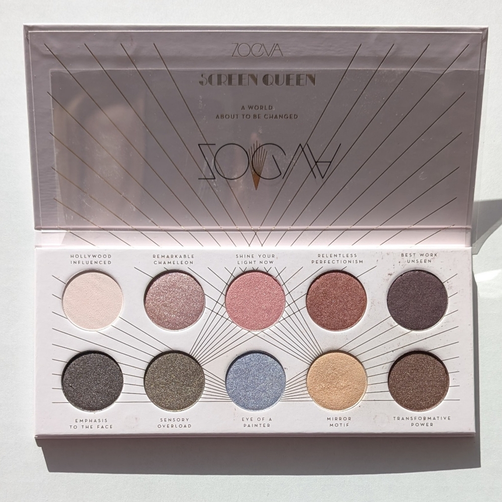 Zoeva NIB Screen Queen Multi-Color Eyeshadow Palette -